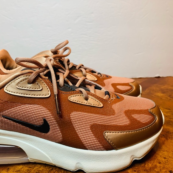 W Air Max 200 - Picture 3 of 10